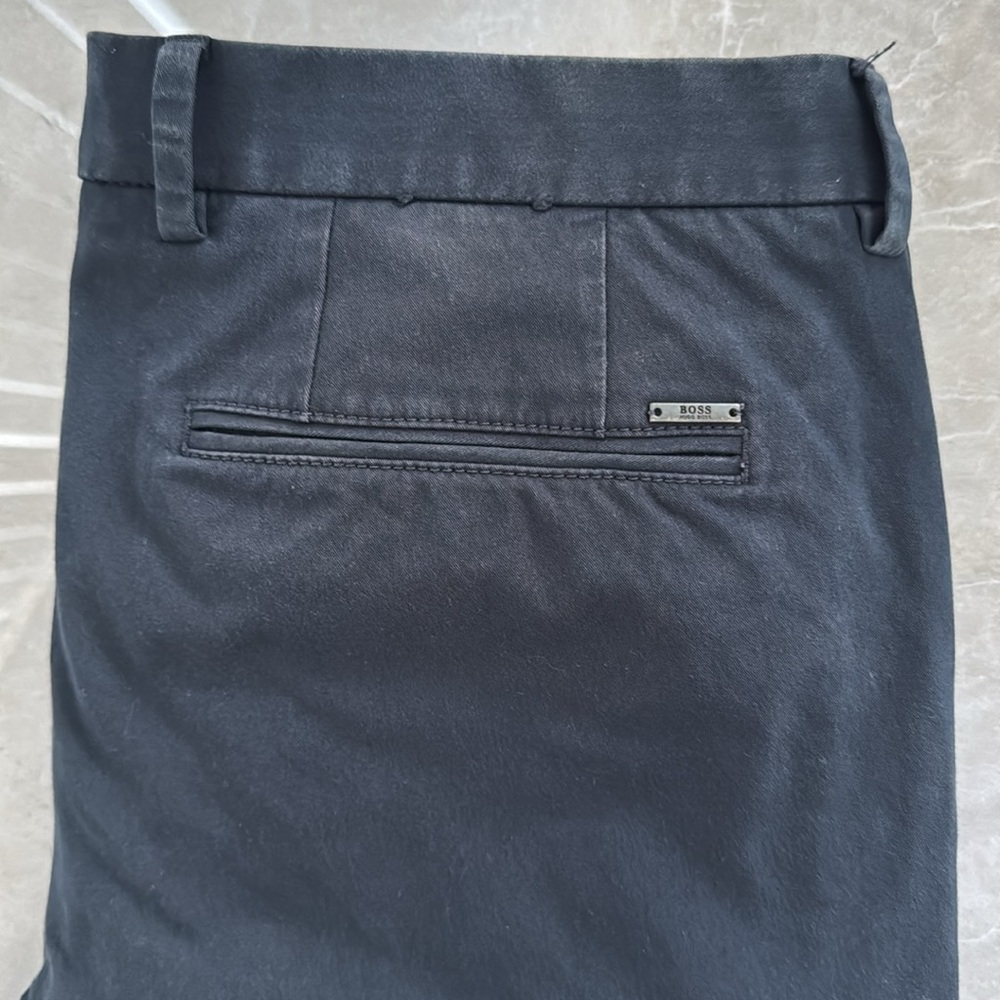 Boss Navy Tapered Chinos Classic Cotton -34R